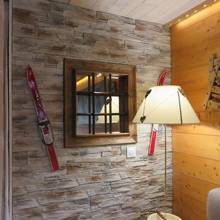 Pensee Des Alpes 2 Etoiles Ski And Spa Brides-les-Bains Exteriör bild