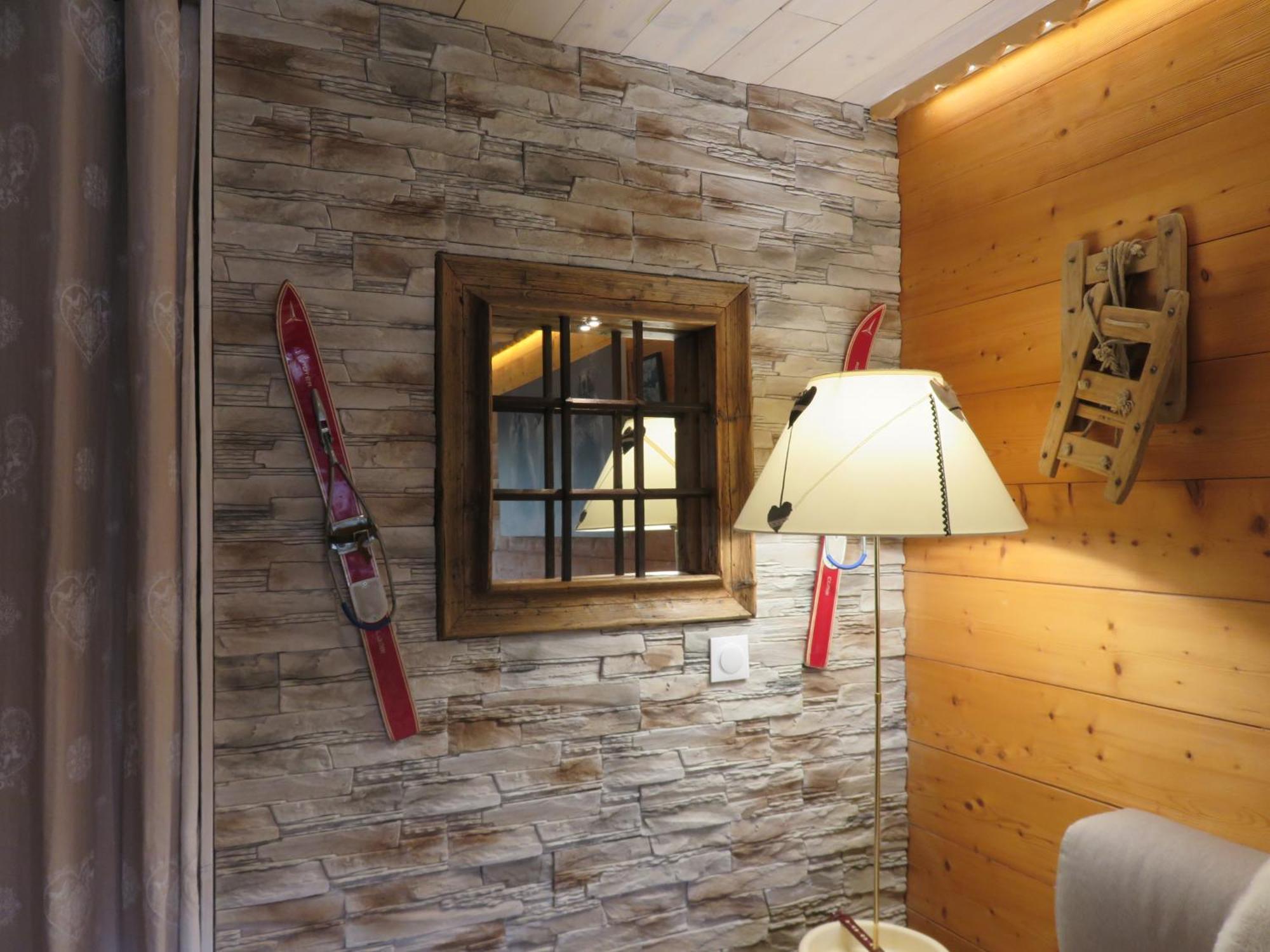 Pensee Des Alpes 2 Etoiles Ski And Spa Brides-les-Bains Exteriör bild